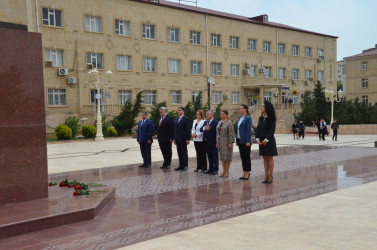 QARADAĞ RAYONUNDA "ŞƏRƏFLİ İNSAN ÖMRÜ - ZƏFƏR SALNAMƏSİNİN BAŞLANĞICI" ADLI TƏDBİR KEÇİRİLİB