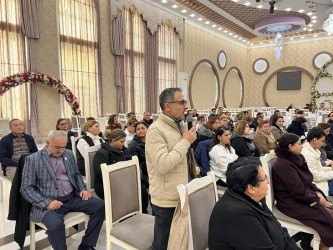 Qaradağ Rayon İcra Hakimiyyətinin başçısı Süleyman Mikayılovun Sahil qəsəbəsində səyyar qəbulu keçirilmişdir.