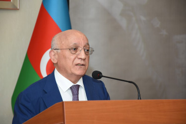 Qaradağ rayonunda “Ulu Öndər Heydər Əliyev Yolu: Müstəqilliyin, Zəfərin və Böyük Qayıdışın Təməli” mövzusunda tədbir keçirildi