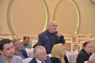 Qaradağ Rayon İcra Hakimiyyətinin başçısı Süleyman Mikayılovun Sahil qəsəbəsində səyyar qəbulu keçirilmişdir