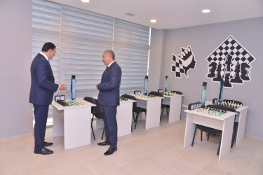 Qaradağ Rayon İcra Hakimiyyətinin başçısı Natiq Əliyev Puta qəsəbəsində sakinlərlə görüşüb və vətəndaşların səyyar qəbulunu keçirib.