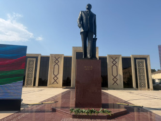 Qaradağ rayonunda “Milli Qurtuluşdan – Zəfərə” mövzusunda dəyirmi masa keçirilib