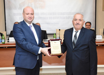 Qaradağ rayonunda “Əsrin müqaviləsi: milli enerji strategiyasindan güclü iqtisadiyyata və suveren dövlətə” mövzusunda tədbir keçirilib