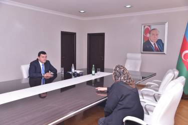 Qaradağ Rayon İcra Hakimiyyətinin başçısı Natiq Əliyev Qaradağ Rayon İcra Hakimiyyətində sakinlərlə görüşüb və vətəndaşların qəbulunu keçirib