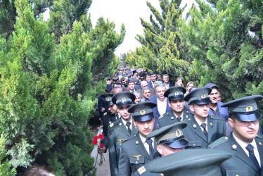 Qaradağ rayonunda “31 Mart Azərbaycanlıların Soyqırımı abidə-kompleksi”nin önündə anım tədbiri keçirildi.