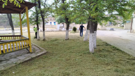 Qaradağ rayonu Ələt qəsəbəsi daxilində genişmiqyaslı təmizlik və abadlıq işləri həyata keçirilmişdir.