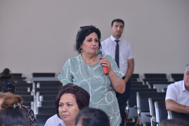 Qaradağ Rayon İcra Hakimiyyətinin başçısı Süleyman Mikayılovun Ələt qəsəbəsində səyyar qəbulu keçirilmişdir