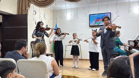 28 nömrəli Uşaq  Musiqi Məktəbində " 28 May - Müstəqillik Günü " - nə həsr olunmuş tədbir