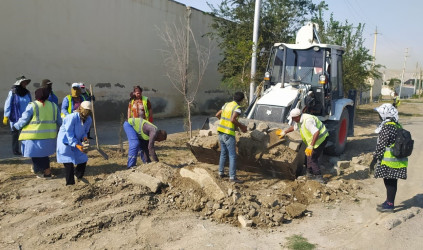 Qaradağ rayonunda abadlıq işləri görülür